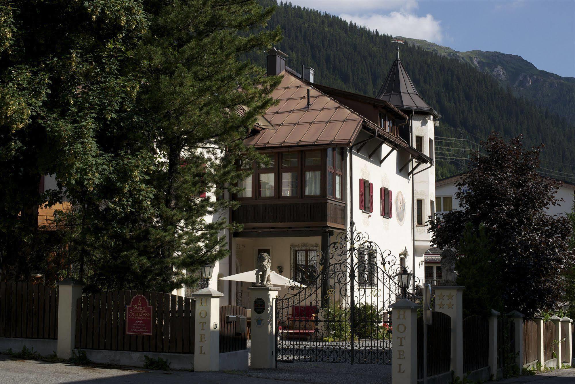 Das Bergschloessl - Very Special Hotel Sankt Anton am Arlberg Exterior photo